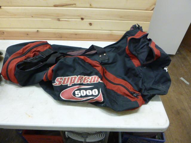 lot 59 image: Bauer Gear Bag...