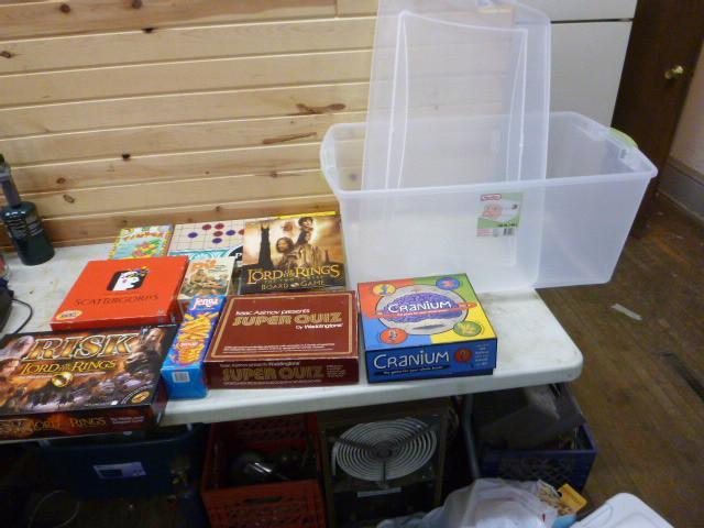 lot 91 image: Miscellaneous Board Games Comes wit...