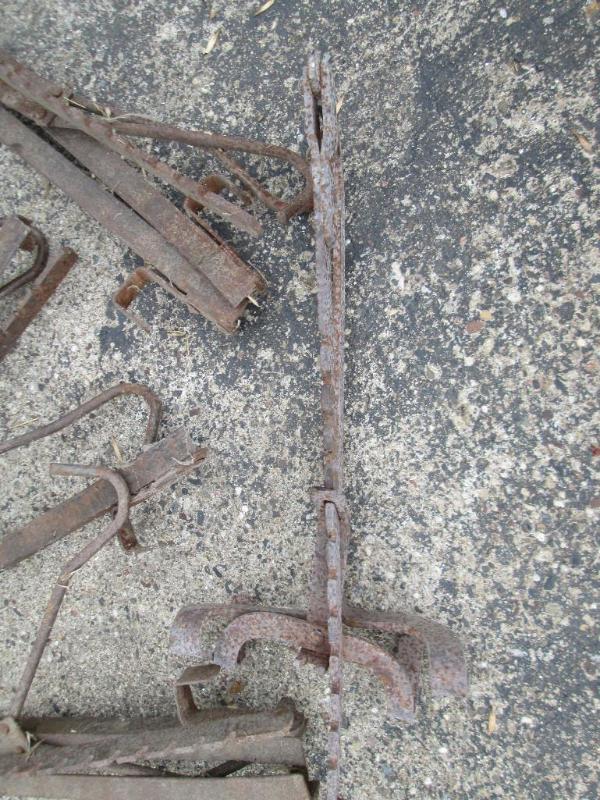 Antique solid metal ladder jacks, 5... Vehicles, Antiques, Tools, Comics, Collectibles
