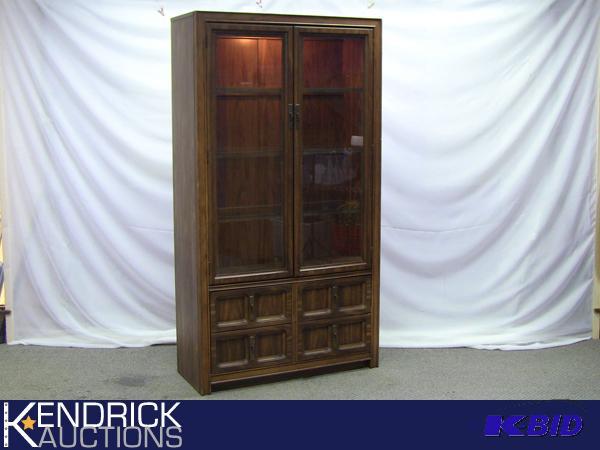 lot 1 image: Mint Condition Vintage Pecan Wood Bassett Hutch