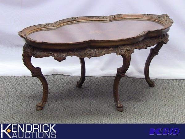 lot 18 image: Antique Hand Carved Coffee Table