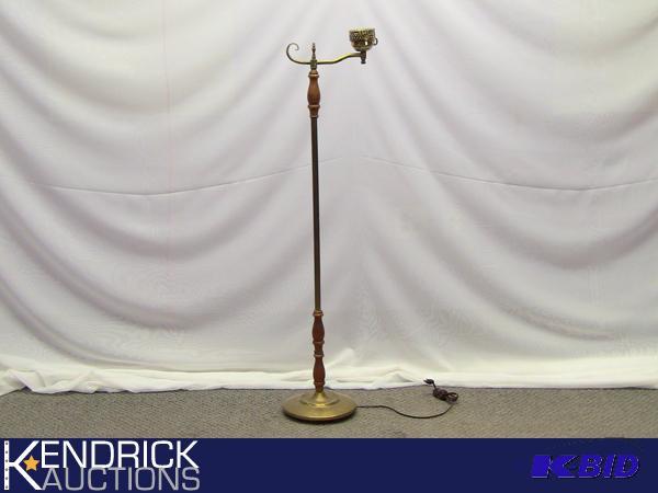lot 27 image: Antique Brass Standing Lamp