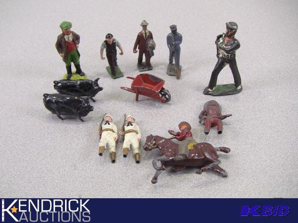 Vintage Lead J Hill Co Figure Lot