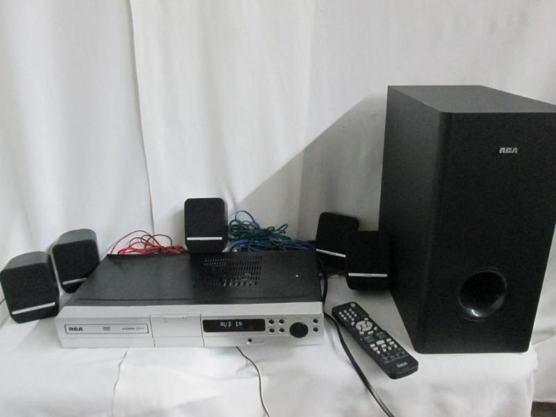RCA 1000 Watts DVD Theater System