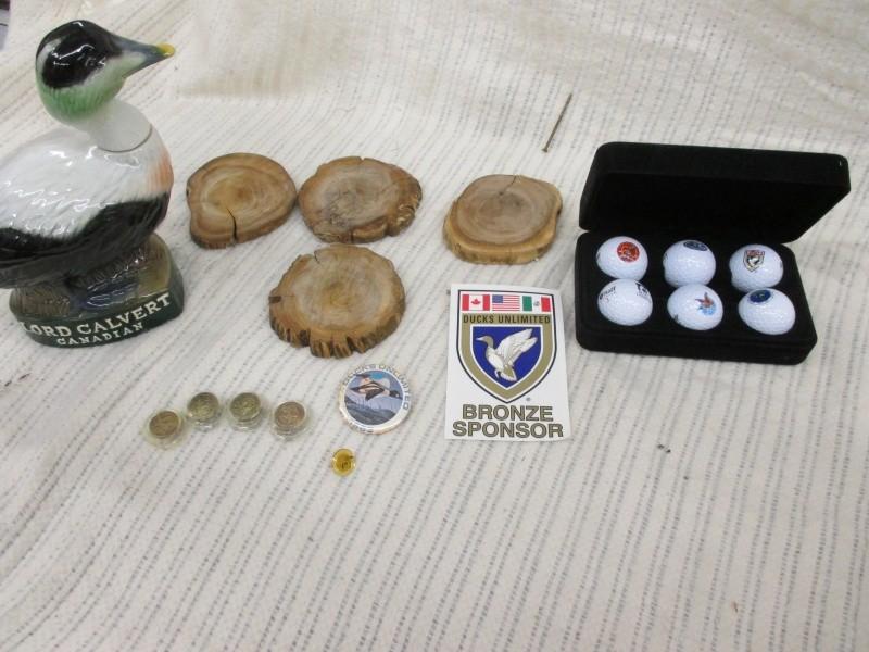 Ducks Unlimited collectors golf bal...