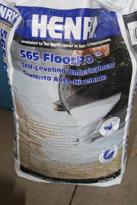 Henry 565 floorpro self leveling un...