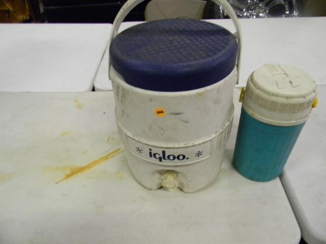 lot 100 image: Lot of two round drinking coolers&n...