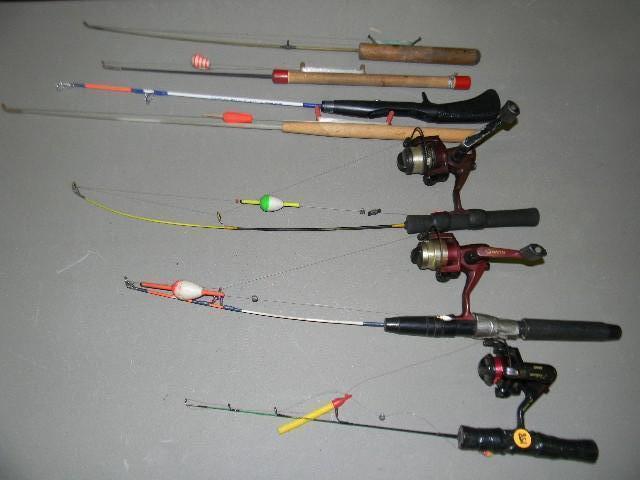 lot 158 image: Lot of 7 ice fishing poles...