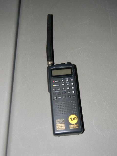 lot 207 image: Uniden Bearcat 50 channel 800MHZ ra...