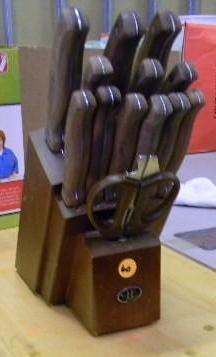 lot 60 image: Hampton Forge 13 piece knife set an...