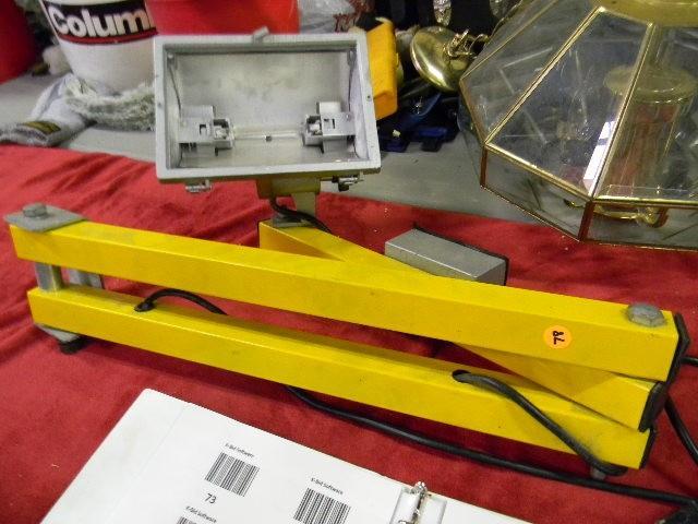 lot 78 image: Wall mount extendable arm and work ...