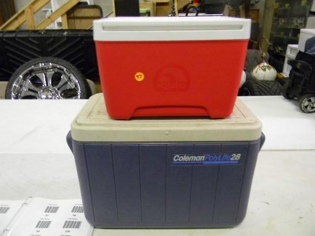 lot 97 image: Lot of 2 coolers - one large blue C...