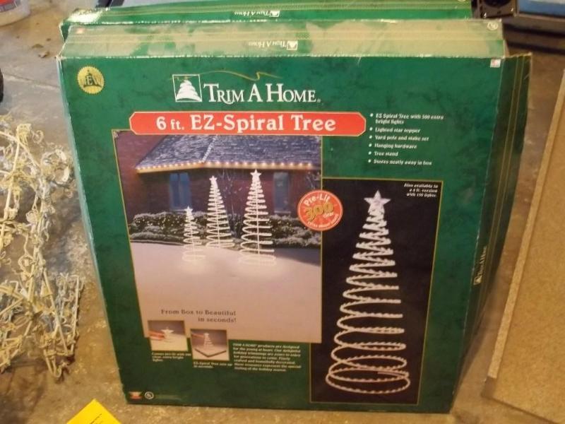 2 Light up dear, 2 6 EZ spiral tre...