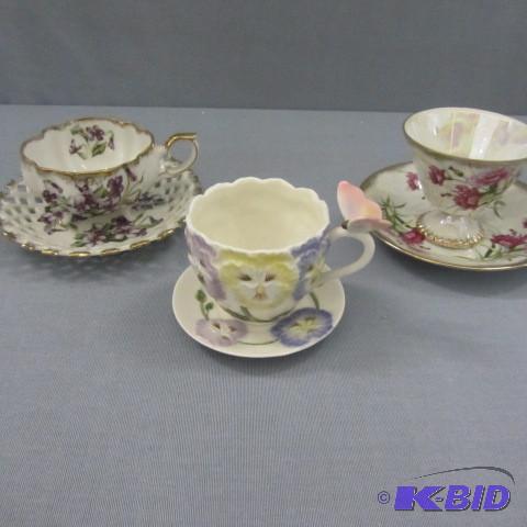 Floral Cups and Saucers