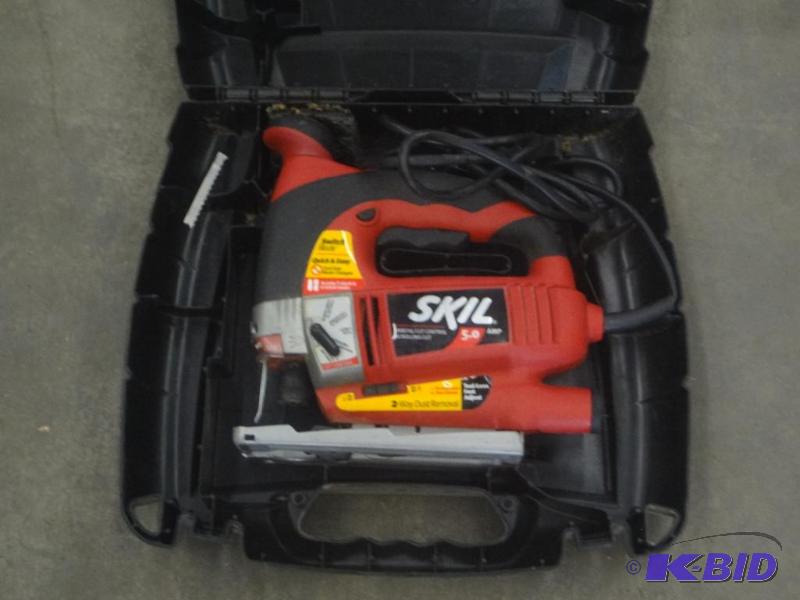 lot 105 image: Skil 5Amp Jigsaw With Case...