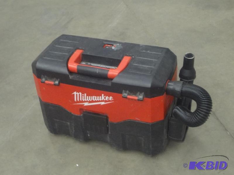 lot 110 image: Milwaukee Job-Site Vacuum Set...