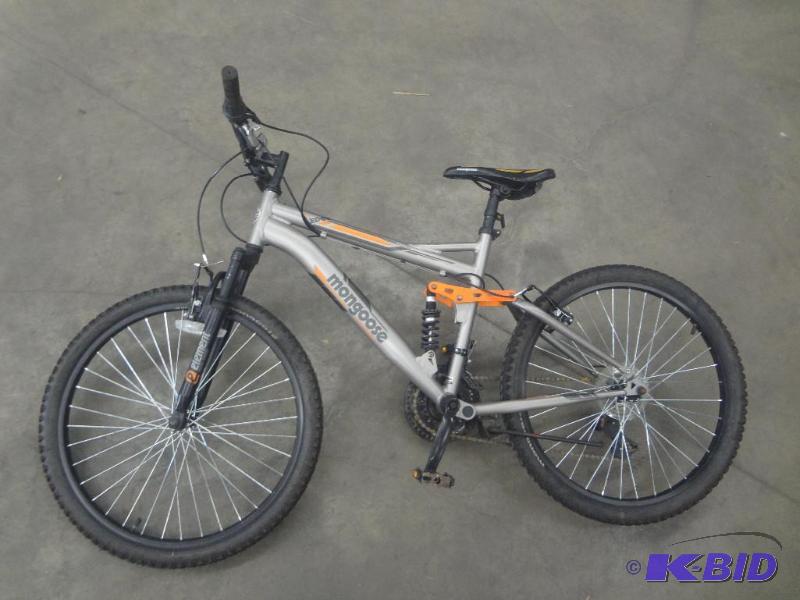 lot 151 image: Nice Mongoose 2.1 Ledge Bicycle...