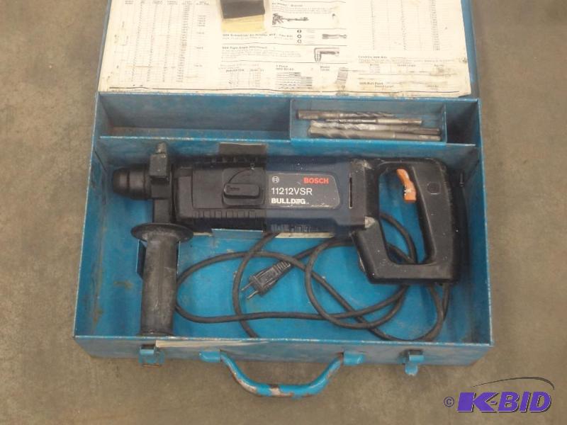 lot 171 image: Bosch 11212VSR Bulldog Rotary Hamme...
