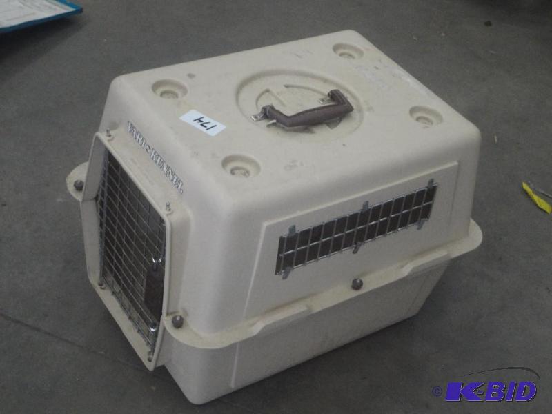 lot 174 image: Vari-Kennel Travel Kennel...
