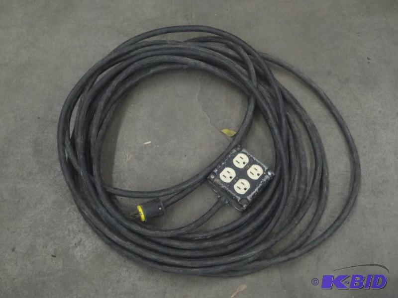 lot 176 image: Heavy Gauge 50ft Extension Cord...