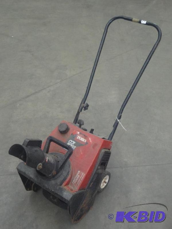 lot 38 image: Toro CCR-PowerLite 3.25HP Snow Blow...