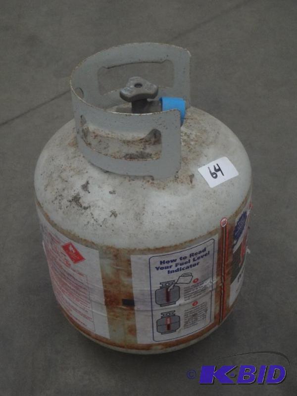 lot 64 image: Full 20# LP Tank With OPD Valve...