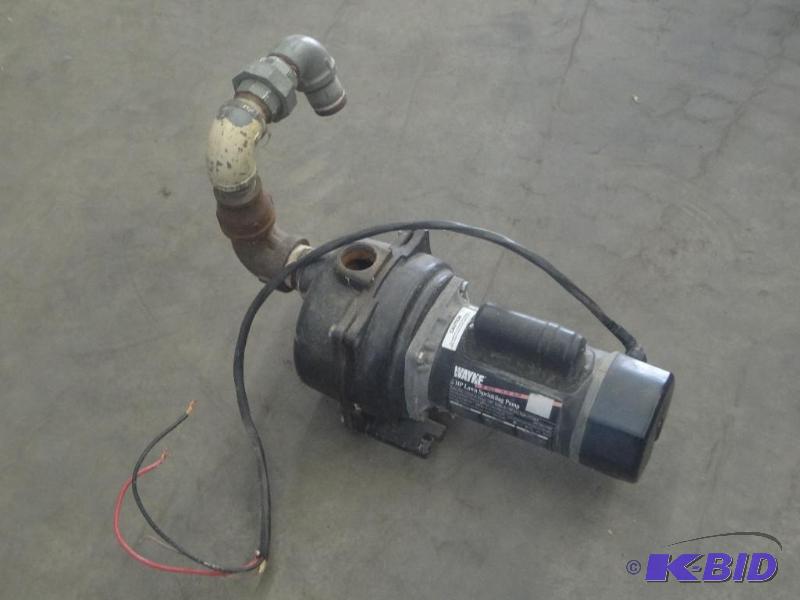 lot 71 image: Wayne 2HP Lawn Sprinkler Pump...