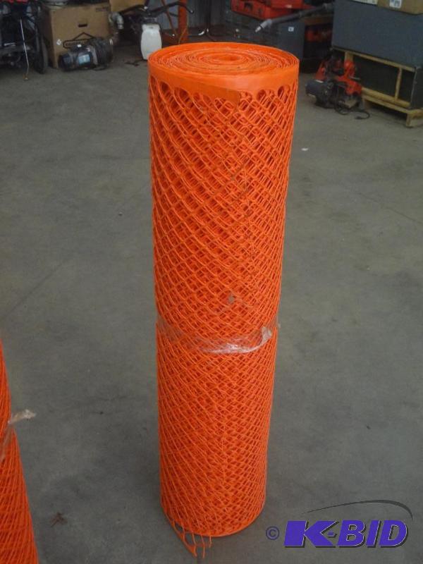 lot 87 image: Roll Of Approx 48&quotx100ft Safet...