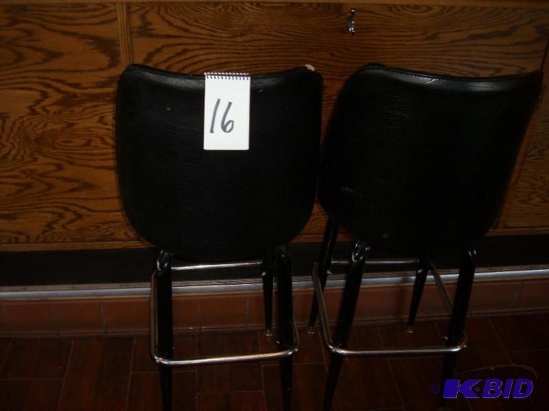 2 bar stools...