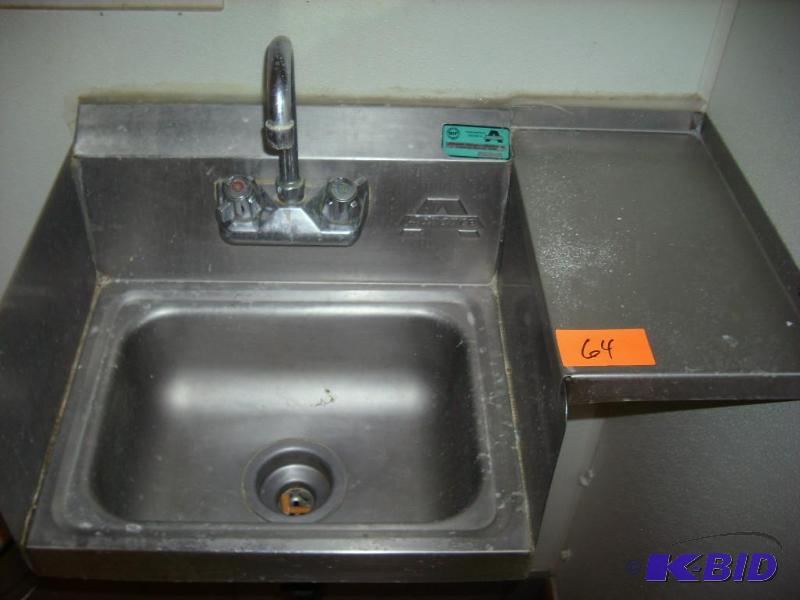 24 x 18 mirror with 25 x 16 wash si...