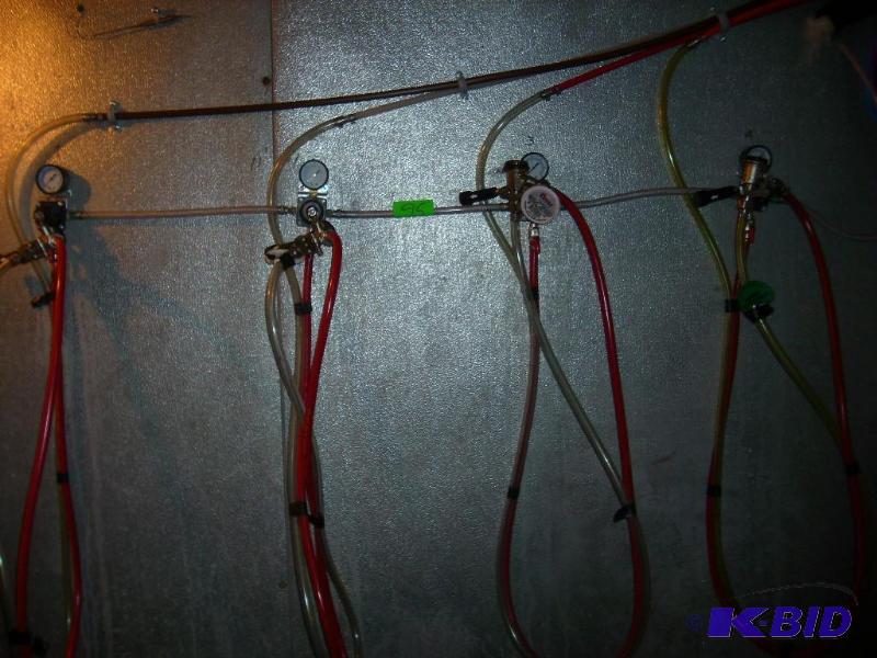4 taps with regulators...