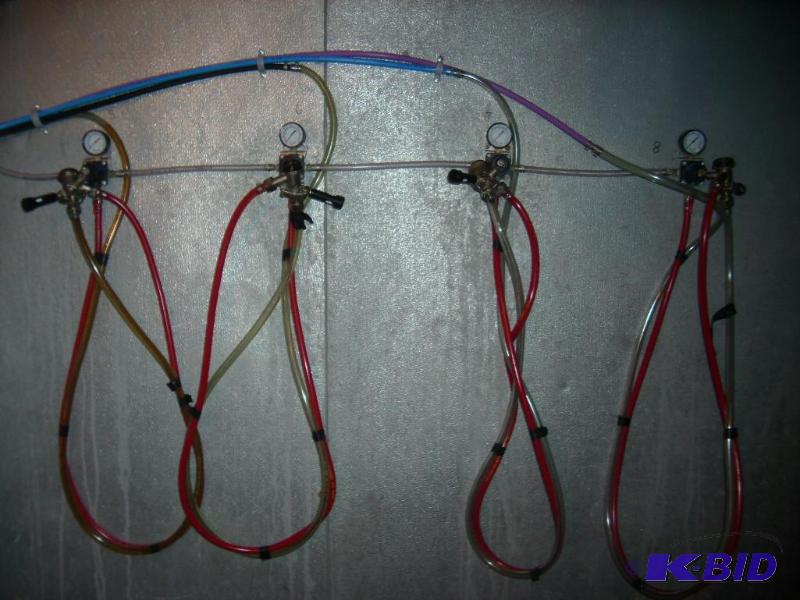 4 taps with regulators...