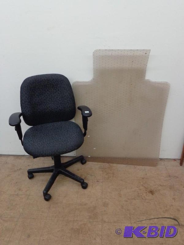 lot 105 image: Computer Chair Adjustable  &nb...