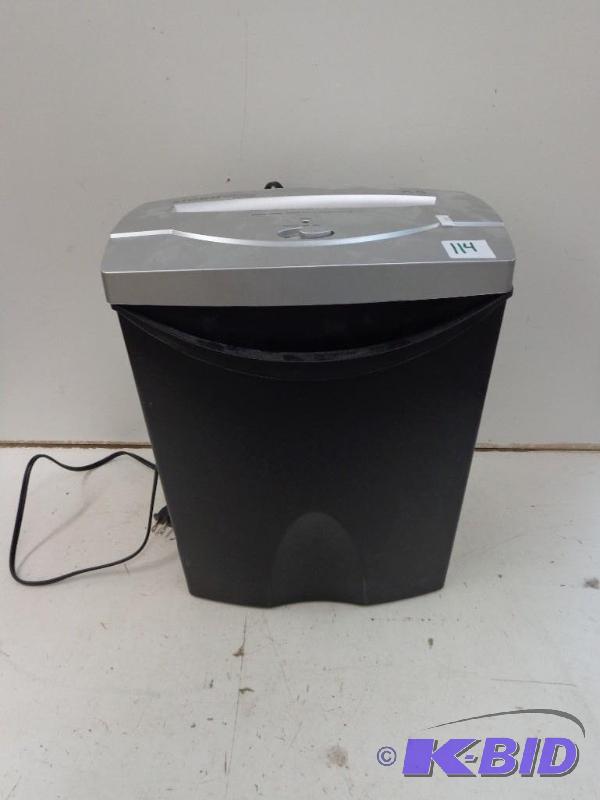 lot 114 image: Shred Star by HSM Paper Shredder X5...