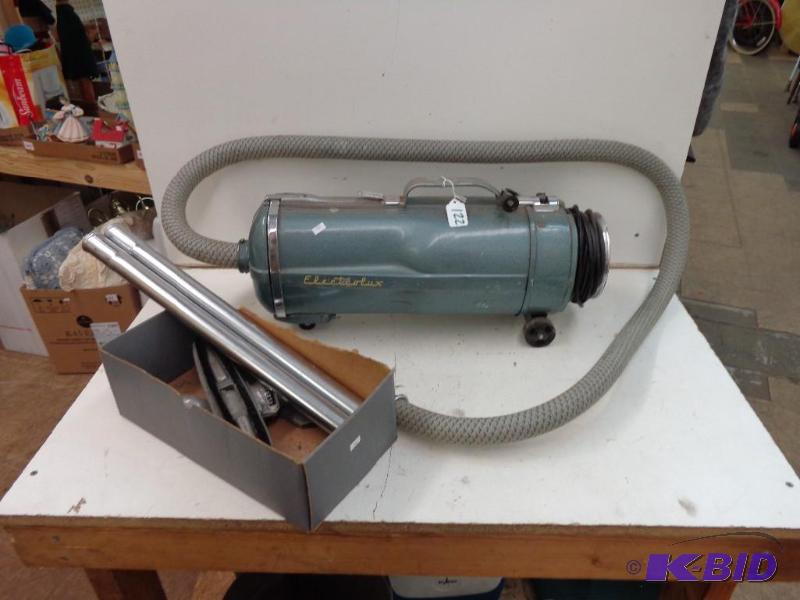 lot 122 image: Vintage Electrolux Vacuum Cleaner T...
