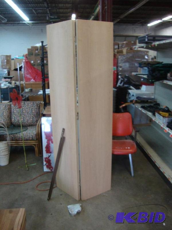 Bi-Fold Door #5 with hardware &amp...