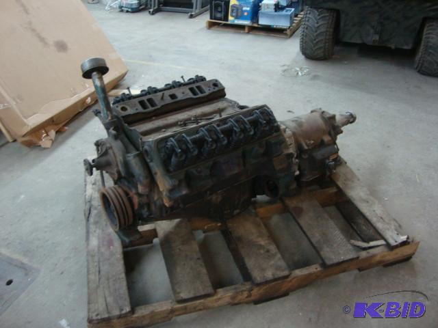 GM 324 ci V8 with 4-Speed Jetaway H...