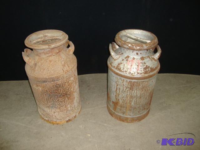Large Milk Cans, rusty...
