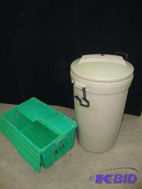 Storage Tub &amp Garbage Can (brok...