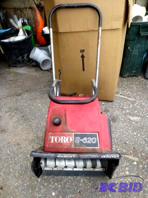 lot 51 image: Toro Brand Model&nbspS620&nbspSno...
