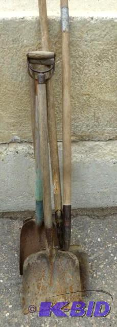 lot 65 image: 1 Lot of 4 Assorted Shovels In Used...