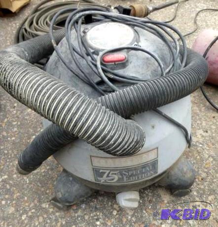 lot 91 image: Craftsman 12 Gallon&nbsp75th ...