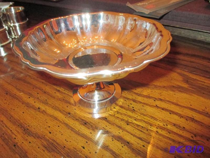 lot 14 image: MA Rogers Silver Candy Dish