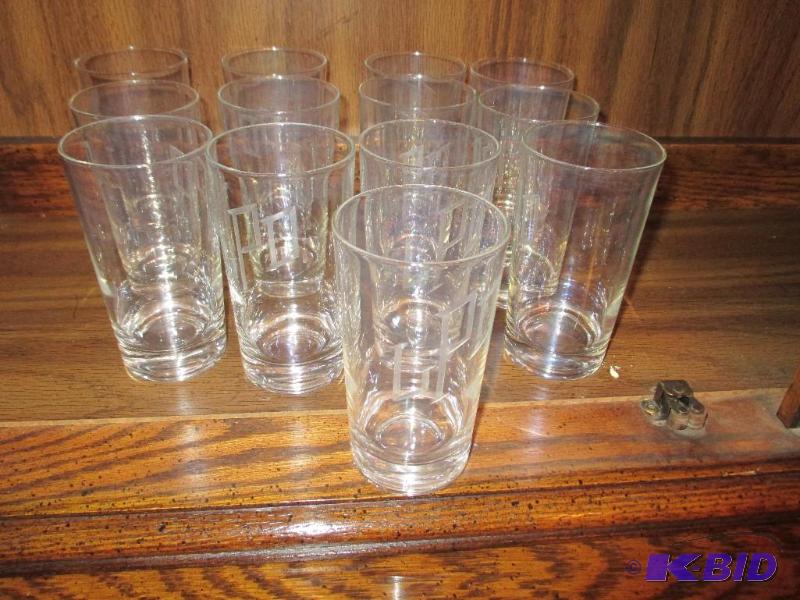 lot 21 image: Set of 13 Glasses with LPD Etched