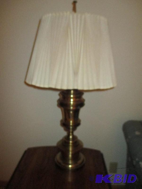 lot 28 image: Stiffel Lamp Brass