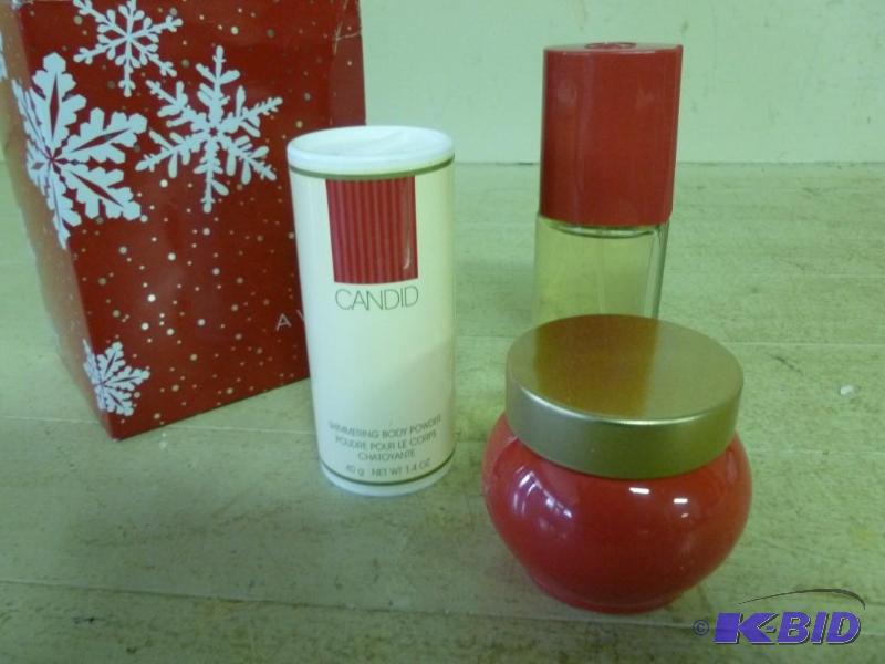 lot 197 image: Avon - Candid gift box that include...