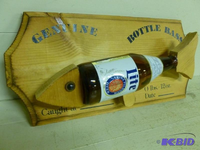 lot 223 image: Collectible Miller Lite&nbspbeer b...