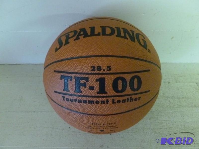 lot 297 image: Spaulding TF-100 Tournament Leather...
