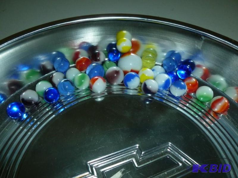 lot 326 image: Nice lot of Marble King marbles....