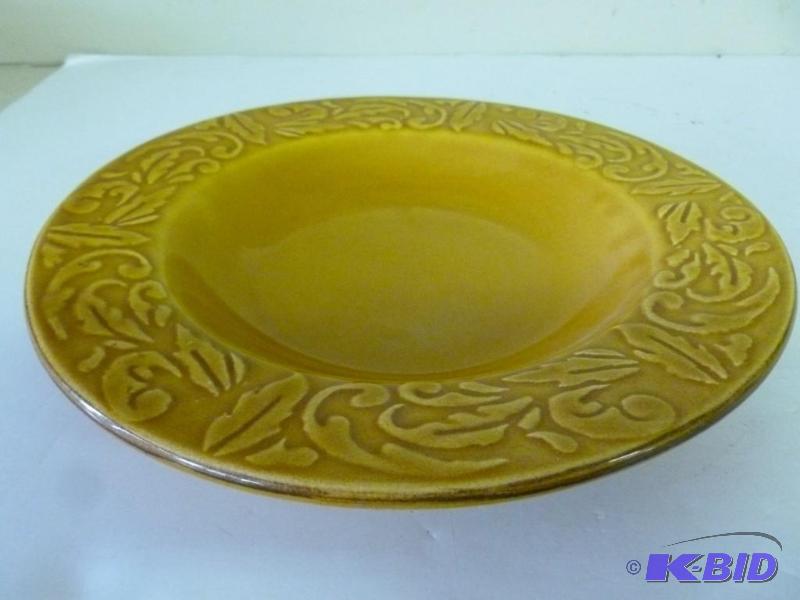 lot 365 image: Beautiful stoneware coleslaw bowl t...